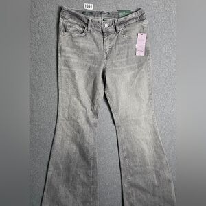 NWT Wild Fable Gray Flare Jeans.  Size 8. Retro. Hippie. Festival Wear.